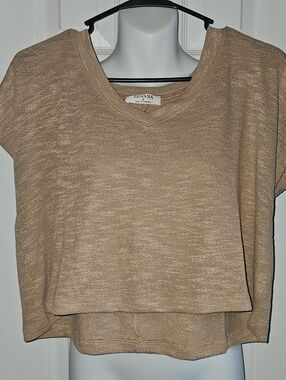 Zenana Outfitters V-Neck Cropped Knit Top - Tan